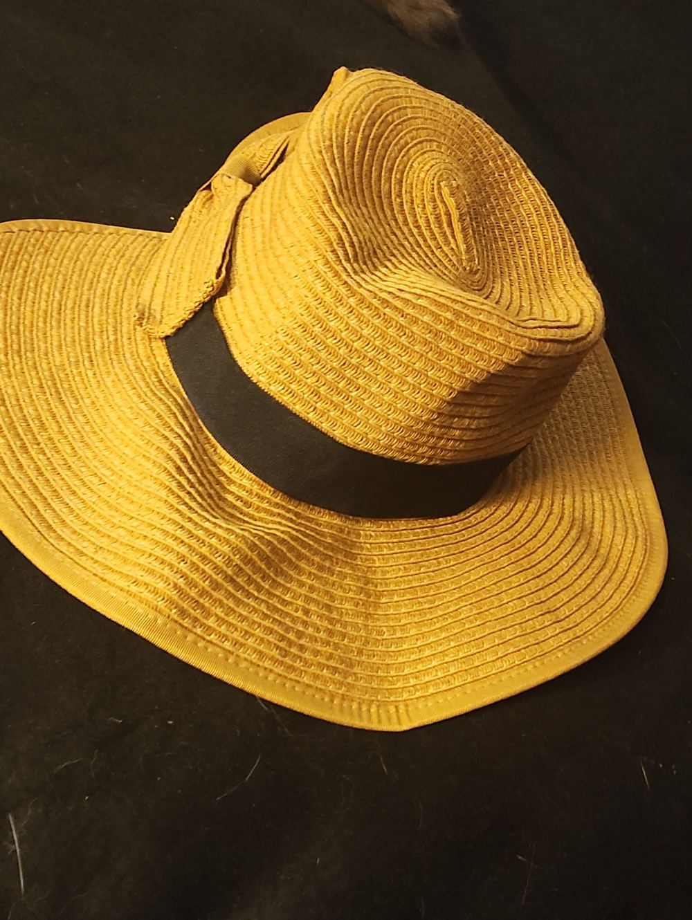 Women’s Wide Brim Straw Sun Hat with Black Band - Mustard Yellow